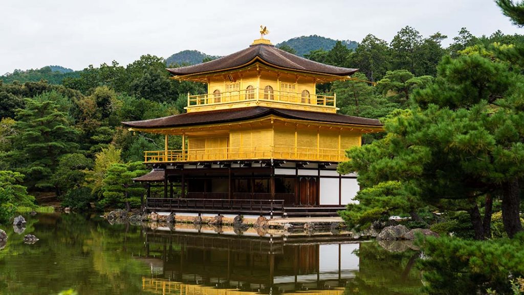 日本京都金閣寺外觀全景｜首次自由行必訪著名景點